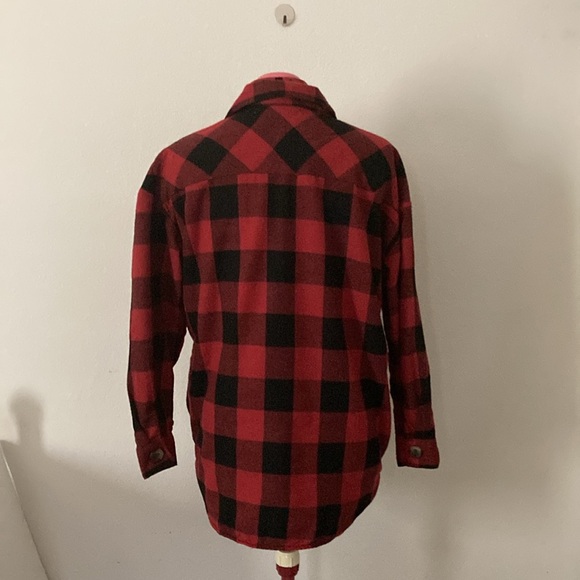 Eden & Olivia Maternity Size Large buttoned down Sherpa shirt with 4 pockets - Picture 3 of 12